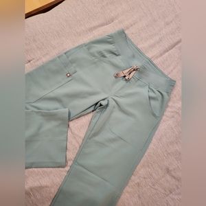 Figs Seaglass Kade Cargo pants XXS